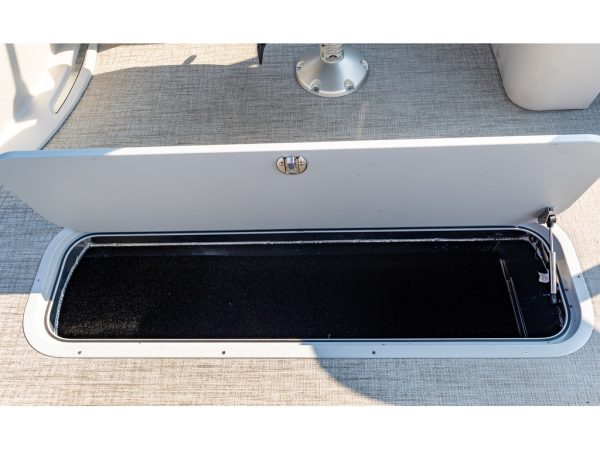 2025 Sport 85 Elite Windshield (23 ft) - Image 21