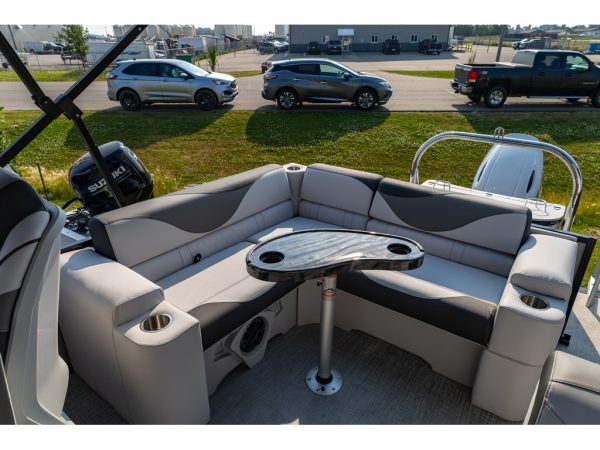 2025 Sport 85 Elite Windshield (23 ft) - Image 8